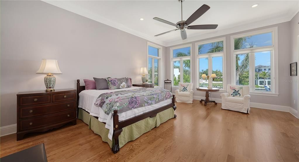 For Sale: $4,300,000 (5 beds, 4 baths, 5361 Square Feet)