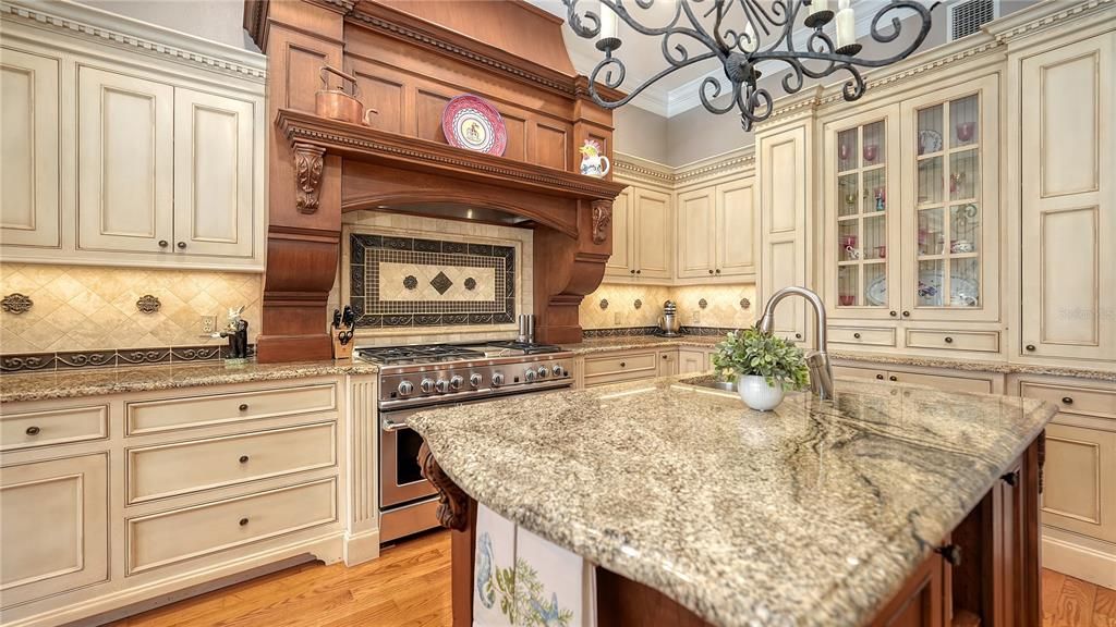 For Sale: $4,300,000 (5 beds, 4 baths, 5361 Square Feet)