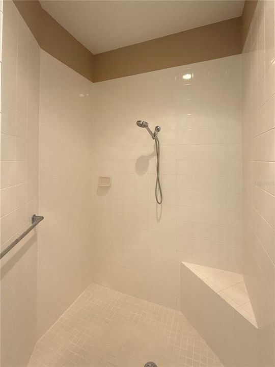 待售: $319,000 (2 贝兹, 2 浴室, 1709 平方英尺)