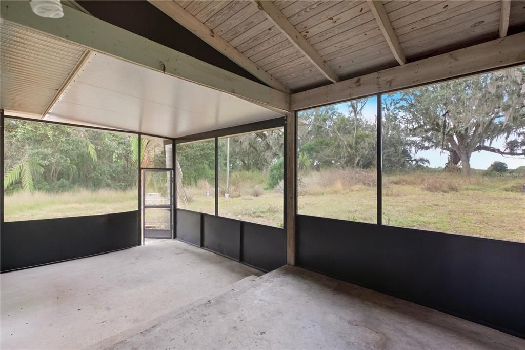 For Sale: $480,000 (3 beds, 2 baths, 2823 Square Feet)