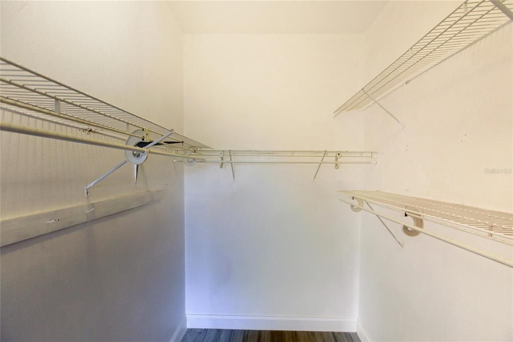 For Sale: $480,000 (3 beds, 2 baths, 2823 Square Feet)