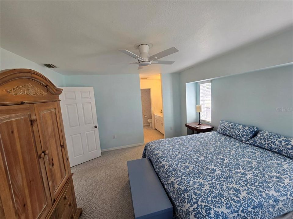 На продажу: $269,900 (3 спален, 2 ванн, 1480 Квадратных фут)