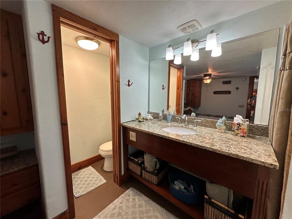 For Rent: $2,250 (2 beds, 2 baths, 732 Square Feet)