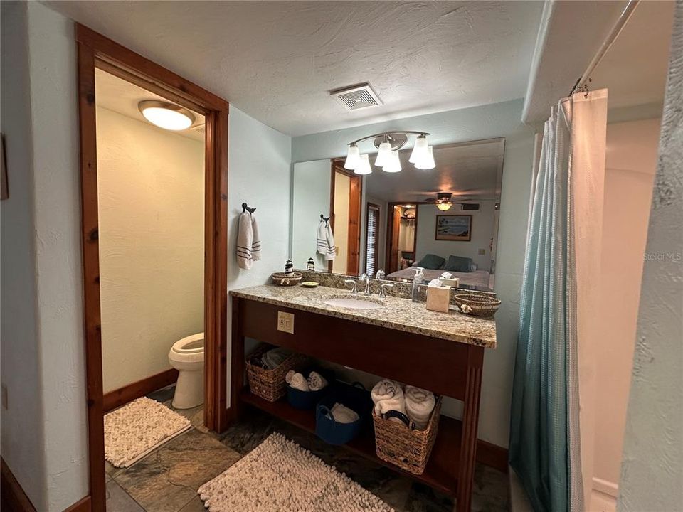 For Rent: $2,250 (2 beds, 2 baths, 732 Square Feet)