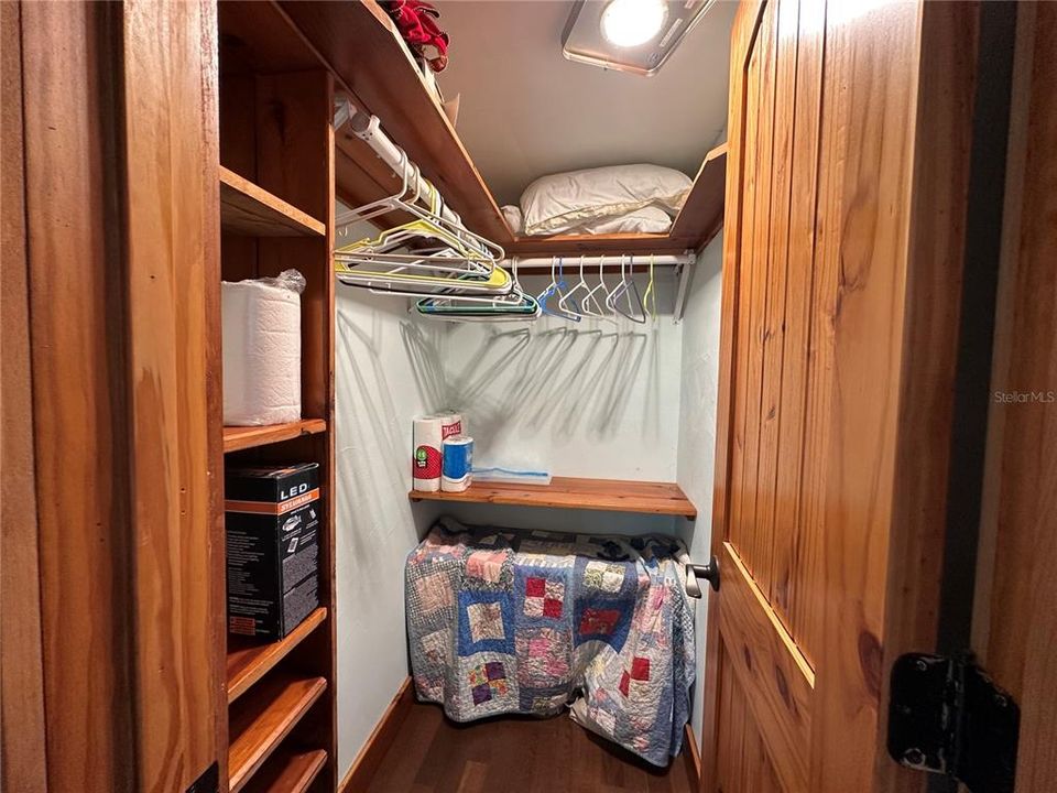 For Rent: $2,250 (2 beds, 2 baths, 732 Square Feet)