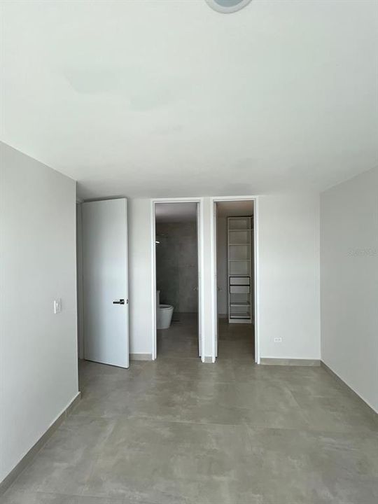 For Rent: $2,200 (3 beds, 3 baths, 1354 Square Feet)