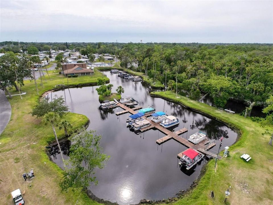 For Sale: $135,000 (2 beds, 2 baths, 1582 Square Feet)