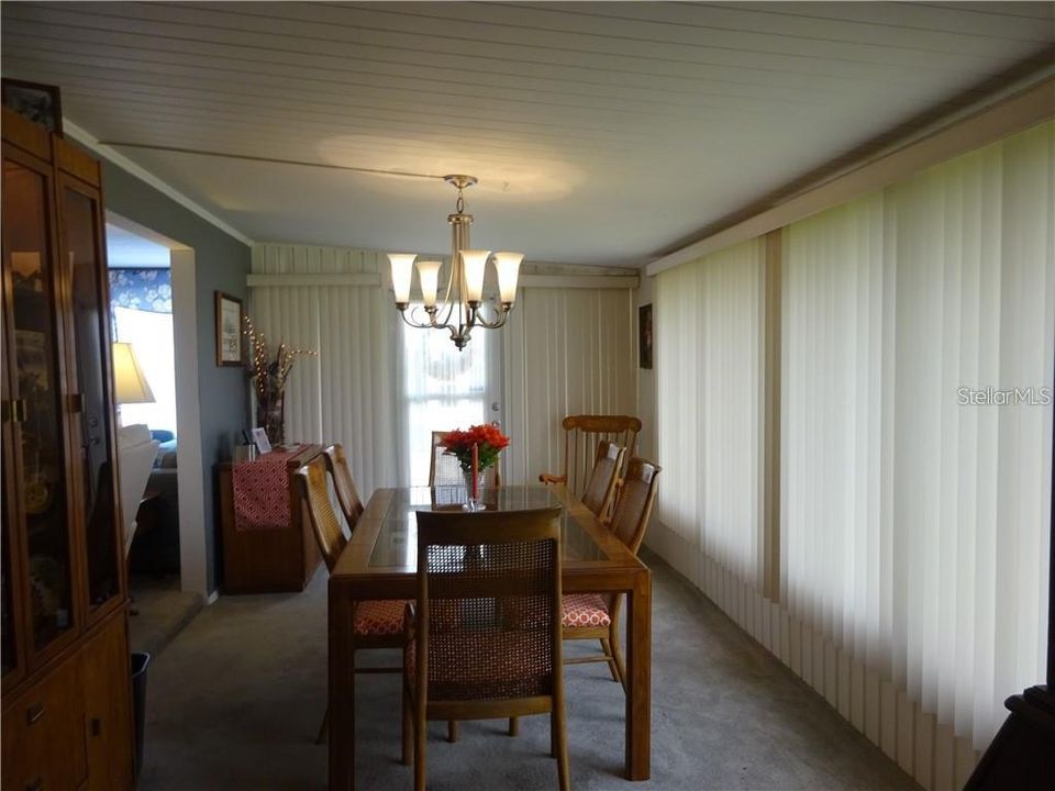 For Sale: $135,000 (2 beds, 2 baths, 1582 Square Feet)