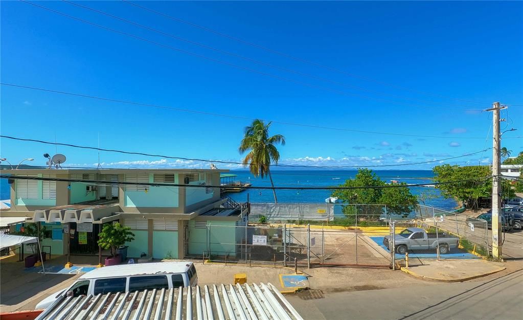 For Sale: $549,000 (5 beds, 5 baths, 3425 Square Feet)