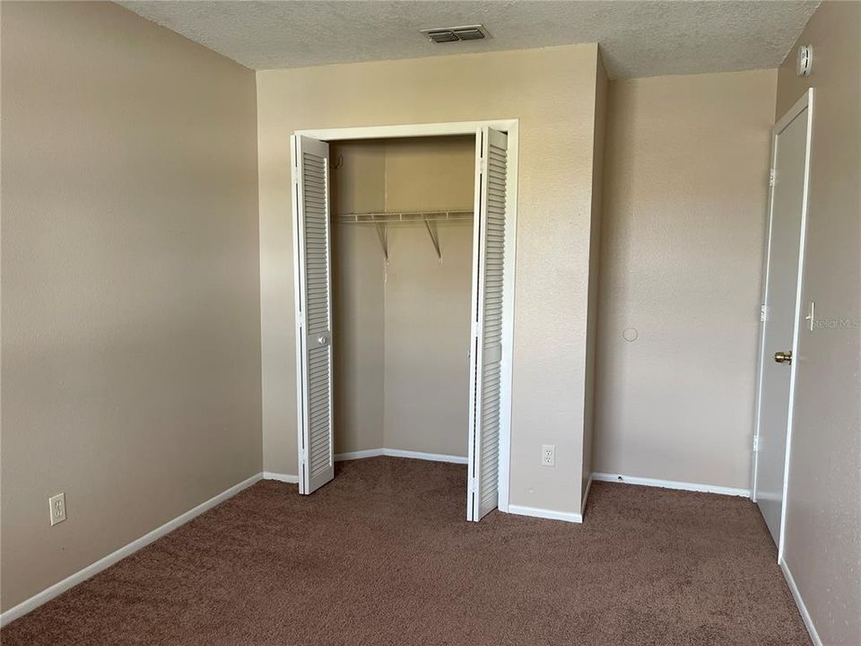 For Rent: $2,000 (3 beds, 2 baths, 1871 Square Feet)