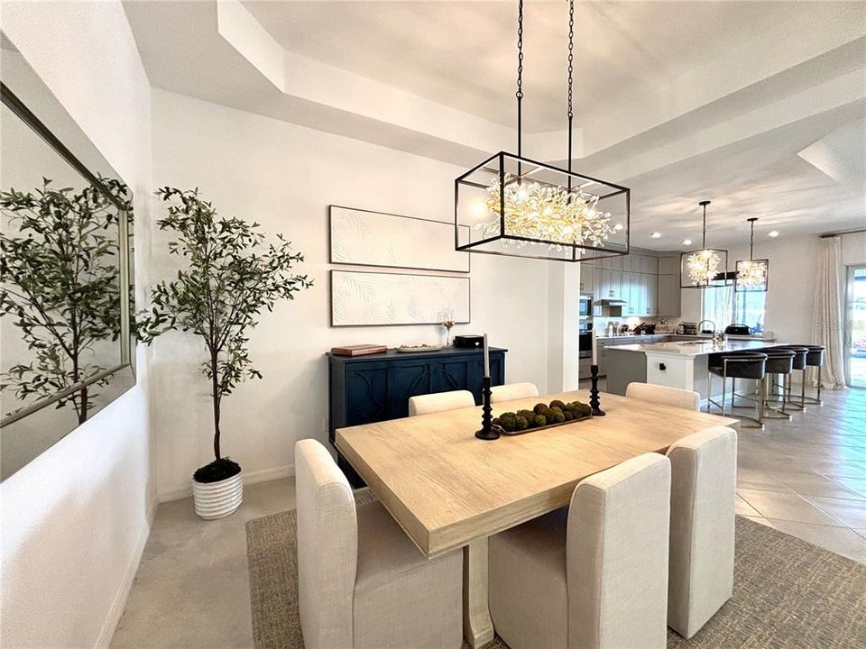 В аренду: $9,000 (2 спален, 2 ванн, 2061 Квадратных фут)