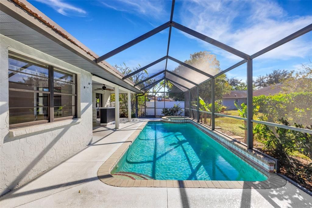 待售: $425,000 (3 贝兹, 2 浴室, 1631 平方英尺)