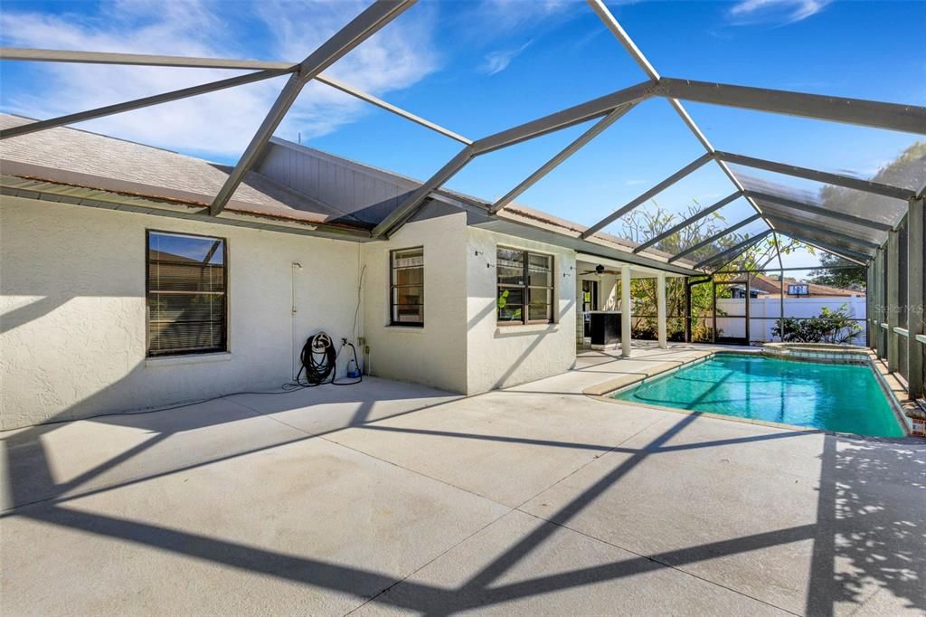 待售: $425,000 (3 贝兹, 2 浴室, 1631 平方英尺)