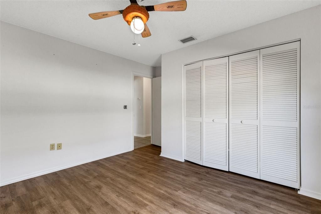 待售: $425,000 (3 贝兹, 2 浴室, 1631 平方英尺)