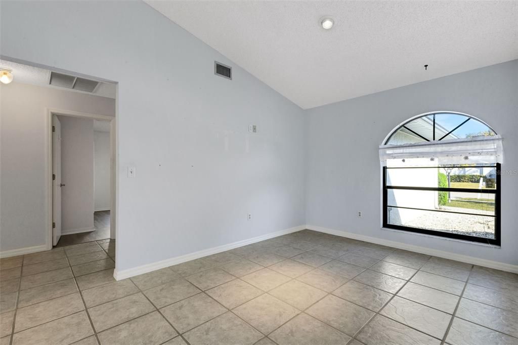 待售: $425,000 (3 贝兹, 2 浴室, 1631 平方英尺)