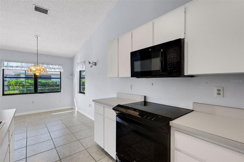 待售: $425,000 (3 贝兹, 2 浴室, 1631 平方英尺)