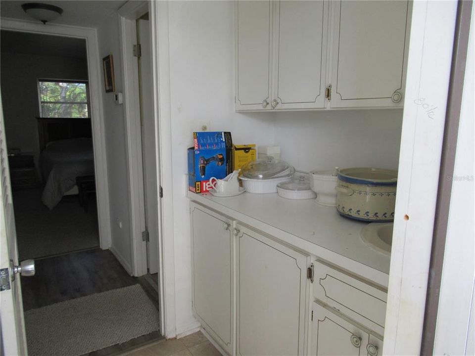 待售: $119,900 (2 贝兹, 1 浴室, 768 平方英尺)