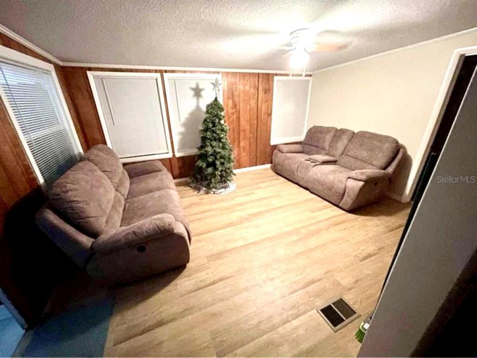 En Venta: $160,000 (3 camas, 2 baños, 1008 Pies cuadrados)