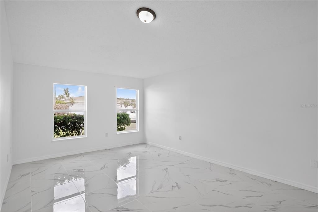 En Venta: $399,900 (4 camas, 2 baños, 2088 Pies cuadrados)