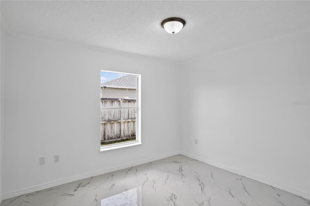 En Venta: $399,900 (4 camas, 2 baños, 2088 Pies cuadrados)