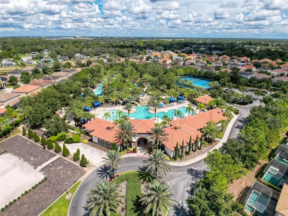 For Sale: $639,000 (6 beds, 5 baths, 3173 Square Feet)