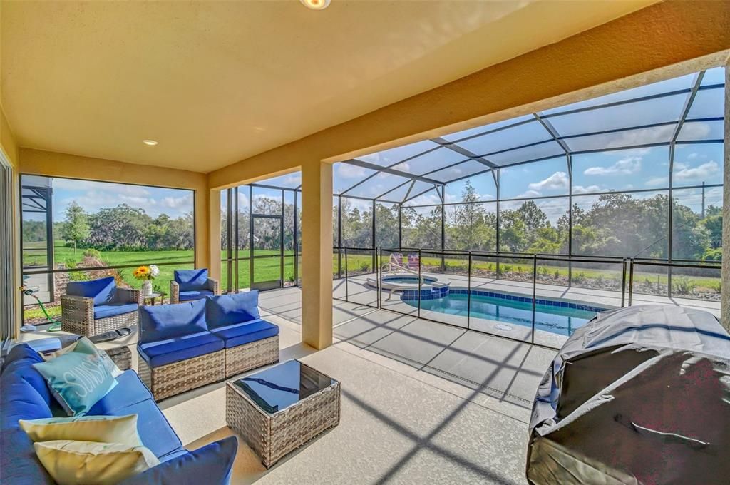 For Sale: $639,000 (6 beds, 5 baths, 3173 Square Feet)