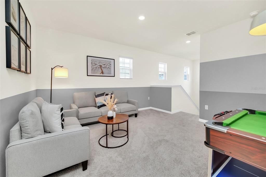 For Sale: $639,000 (6 beds, 5 baths, 3173 Square Feet)