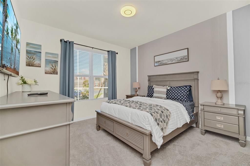 For Sale: $639,000 (6 beds, 5 baths, 3173 Square Feet)