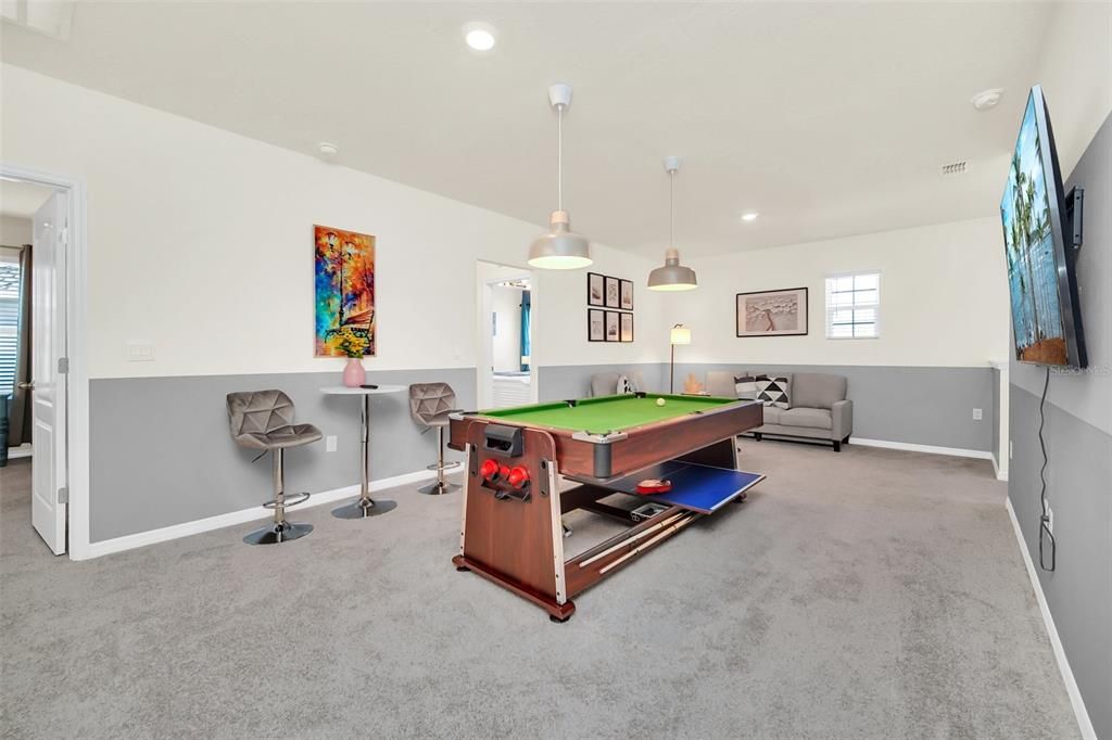 For Sale: $639,000 (6 beds, 5 baths, 3173 Square Feet)