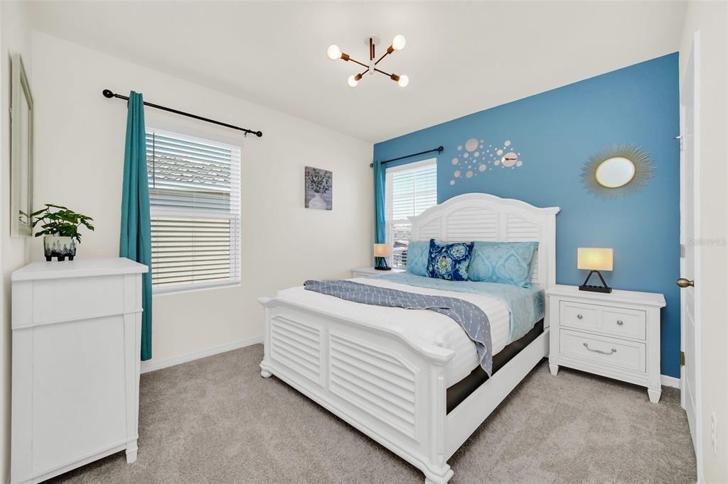 For Sale: $639,000 (6 beds, 5 baths, 3173 Square Feet)