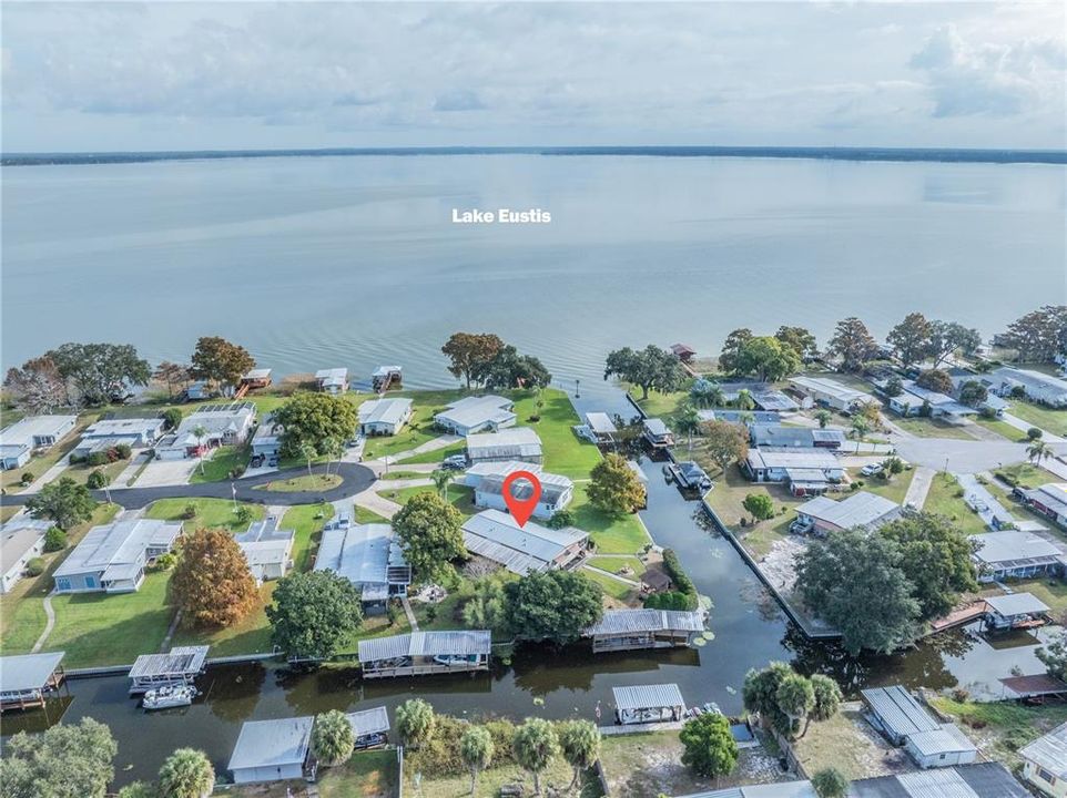 На продажу: $389,947 (3 спален, 2 ванн, 1620 Квадратных фут)