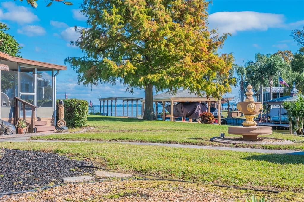 На продажу: $389,947 (3 спален, 2 ванн, 1620 Квадратных фут)