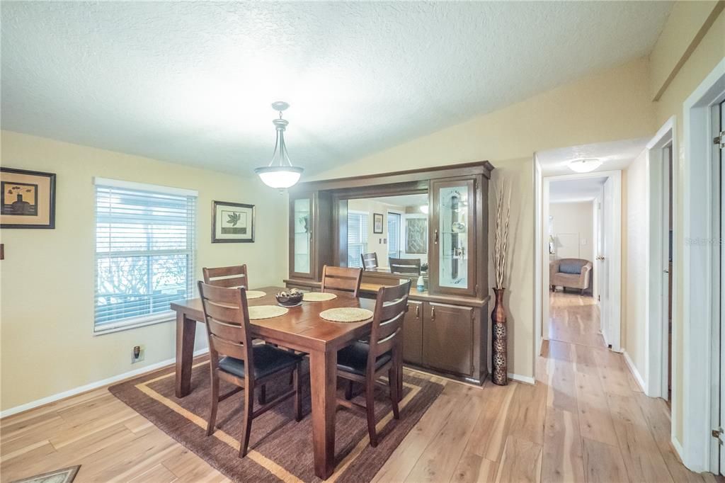 For Sale: $389,947 (3 beds, 2 baths, 1620 Square Feet)