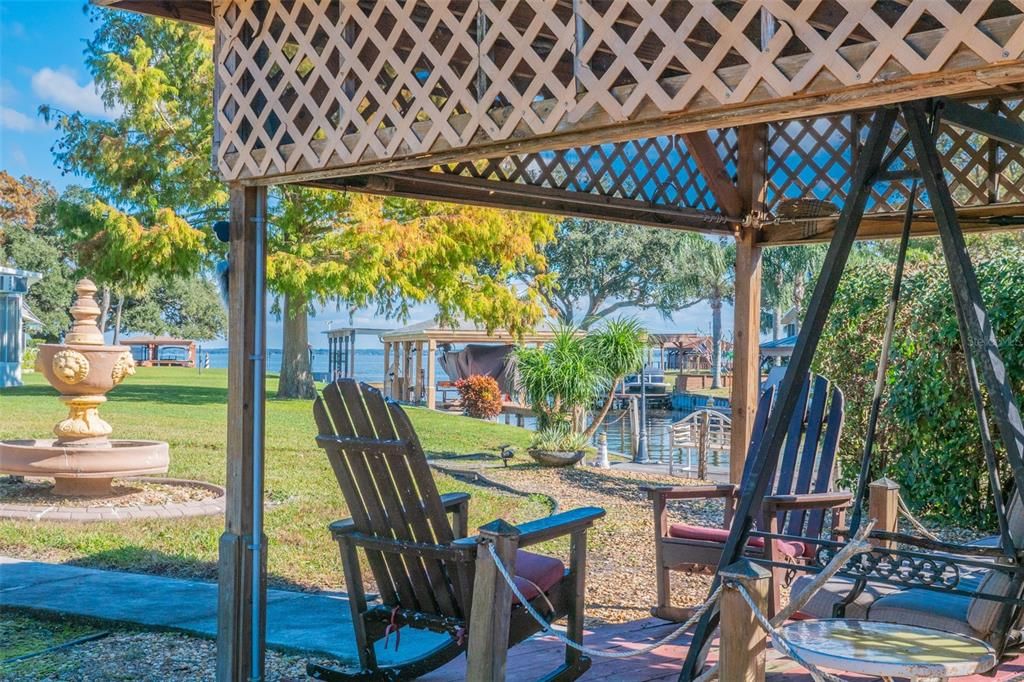 На продажу: $389,947 (3 спален, 2 ванн, 1620 Квадратных фут)