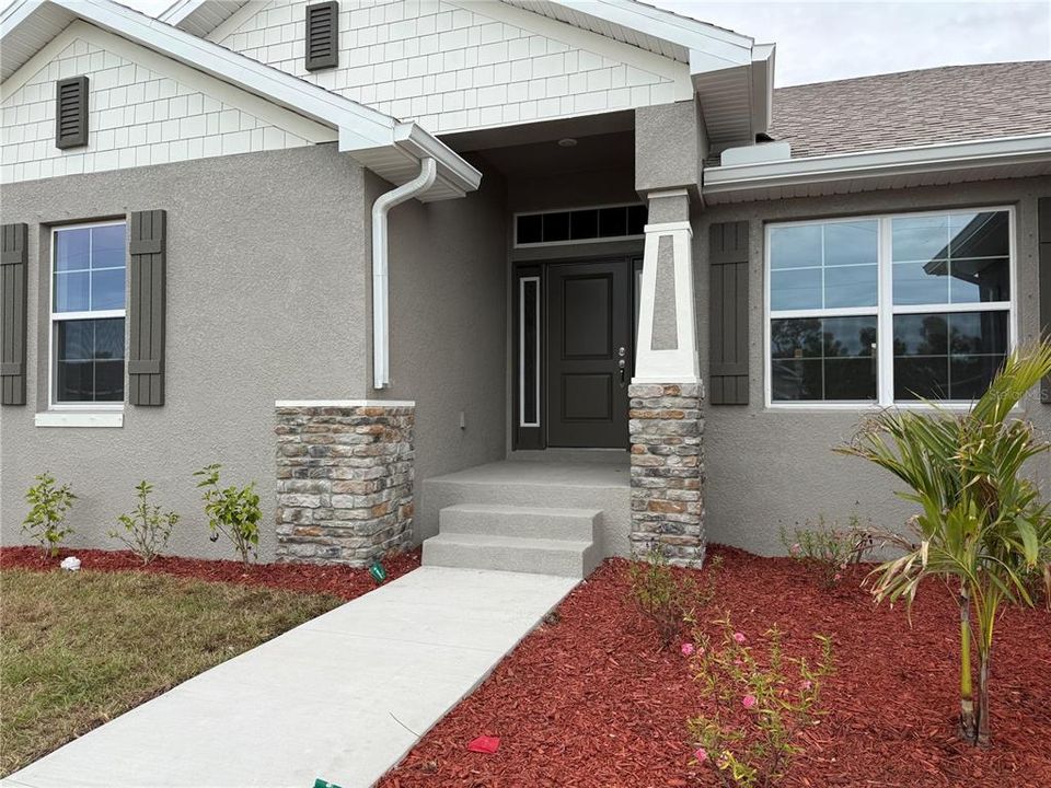 For Sale: $384,100 (4 beds, 3 baths, 2117 Square Feet)