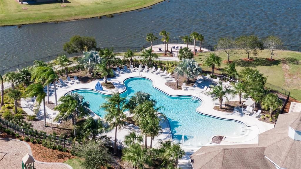 For Sale: $369,000 (4 beds, 2 baths, 1914 Square Feet)