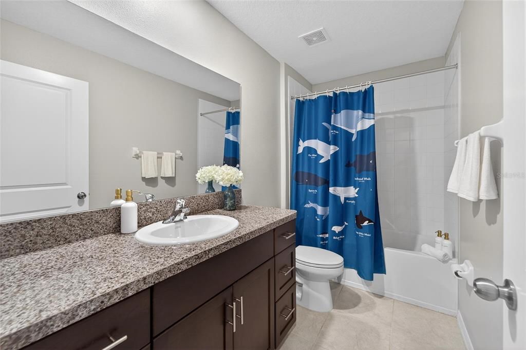 For Sale: $369,000 (4 beds, 2 baths, 1914 Square Feet)