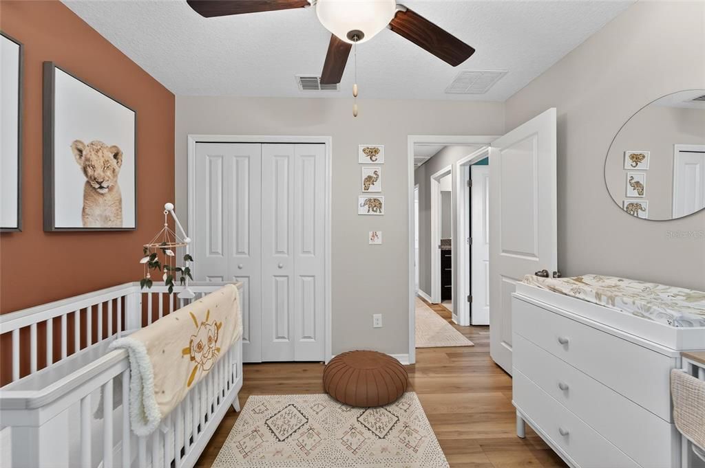 For Sale: $369,000 (4 beds, 2 baths, 1914 Square Feet)