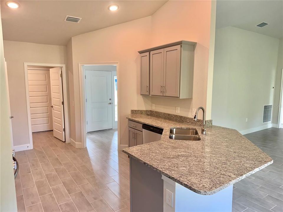 For Sale: $387,000 (4 beds, 2 baths, 2330 Square Feet)
