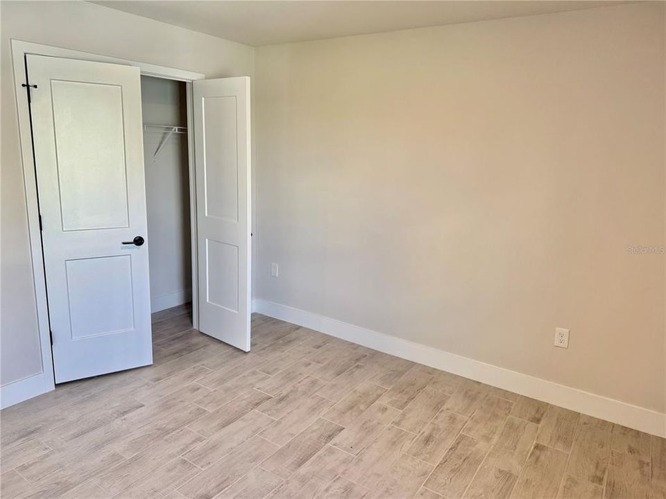 For Sale: $387,000 (4 beds, 2 baths, 2330 Square Feet)