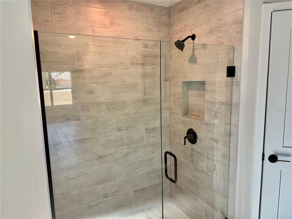 For Sale: $387,000 (4 beds, 2 baths, 2330 Square Feet)