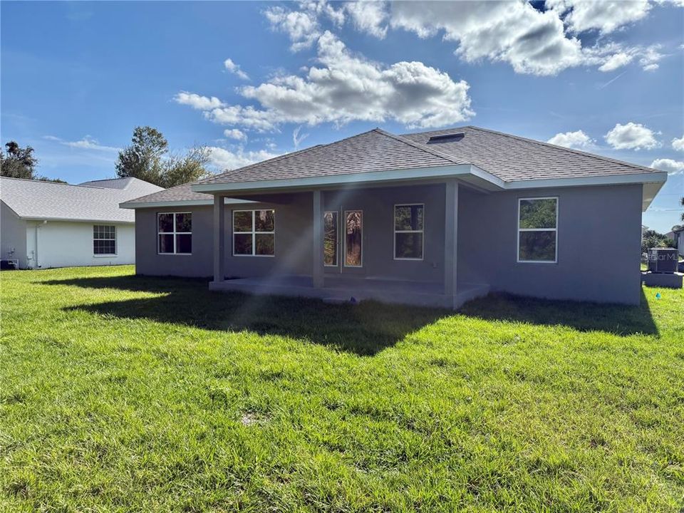 For Sale: $357,100 (4 beds, 2 baths, 1755 Square Feet)