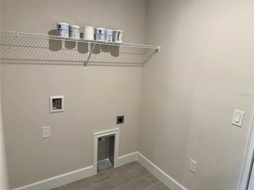 For Sale: $357,100 (4 beds, 2 baths, 1755 Square Feet)