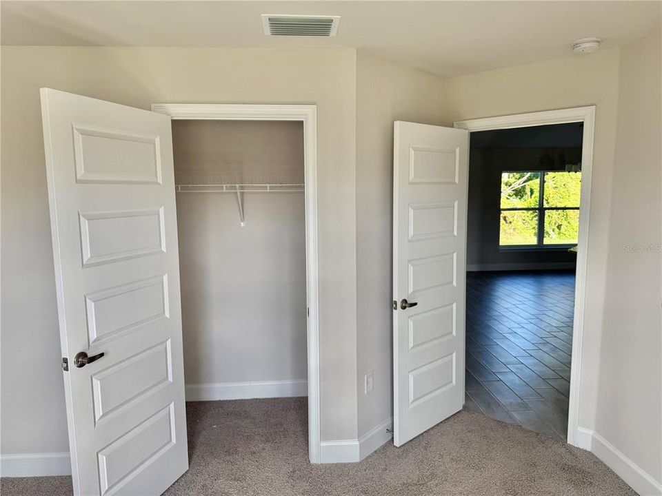 For Sale: $357,100 (4 beds, 2 baths, 1755 Square Feet)