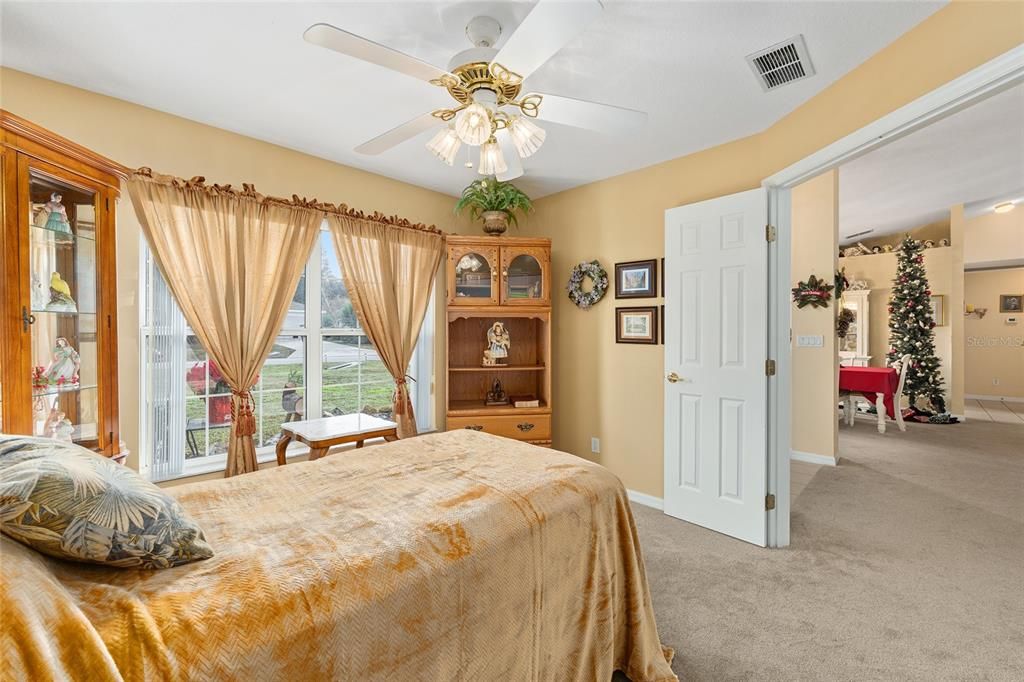 For Sale: $259,900 (3 beds, 2 baths, 1680 Square Feet)