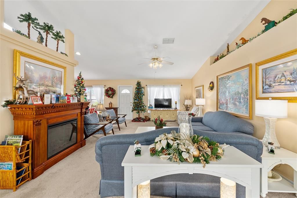 For Sale: $259,900 (3 beds, 2 baths, 1680 Square Feet)