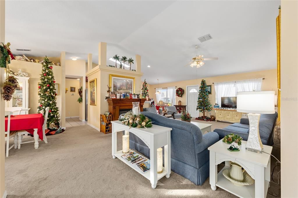 For Sale: $259,900 (3 beds, 2 baths, 1680 Square Feet)