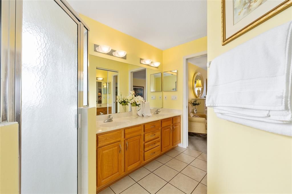 For Sale: $259,900 (3 beds, 2 baths, 1680 Square Feet)