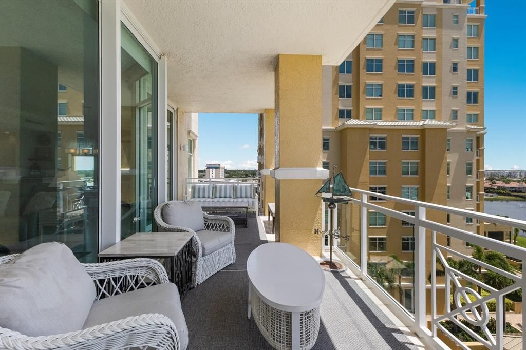 En Venta: $649,000 (2 camas, 2 baños, 1750 Pies cuadrados)