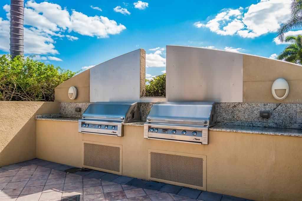 En Venta: $649,000 (2 camas, 2 baños, 1750 Pies cuadrados)